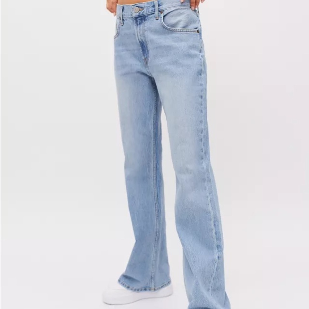 90’s Light Wash Bootcut Jean